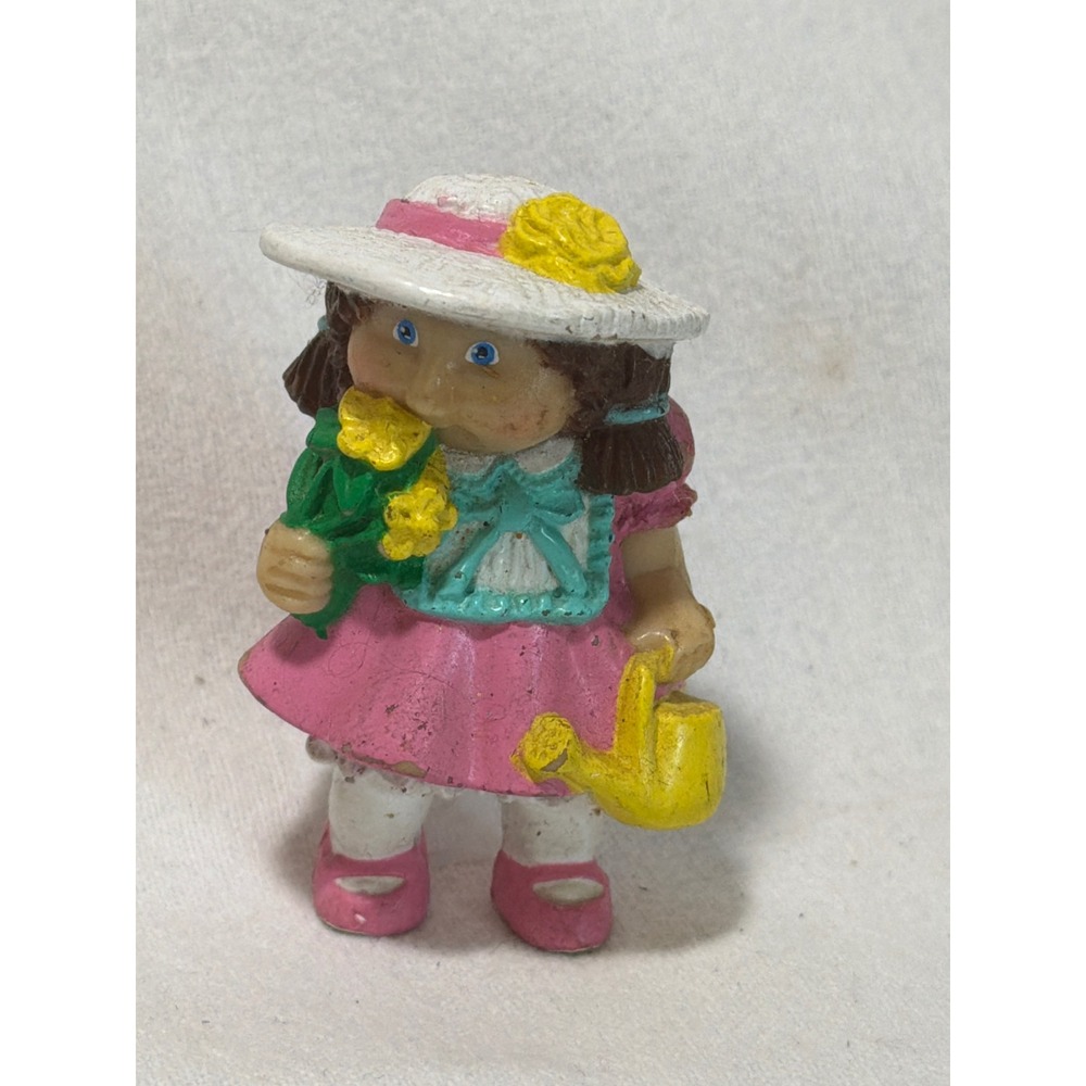 Vintage 1984 Cabbage Patch Kids PVC Mini Figure Girl with Flowers Watering Can